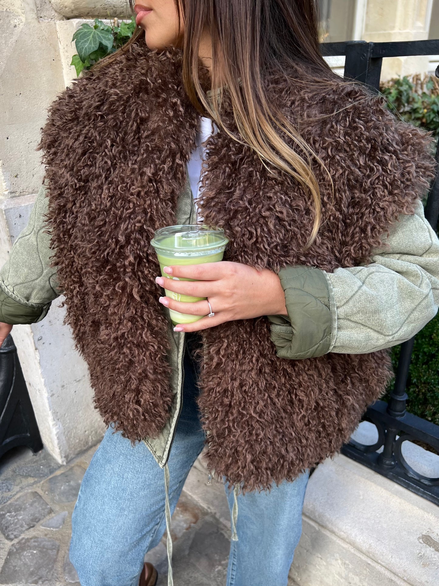 Fourrure sans manche