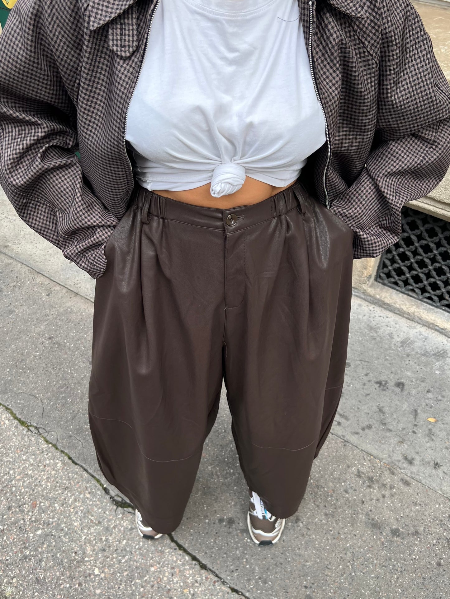 Pantalon ballon similicuir marron