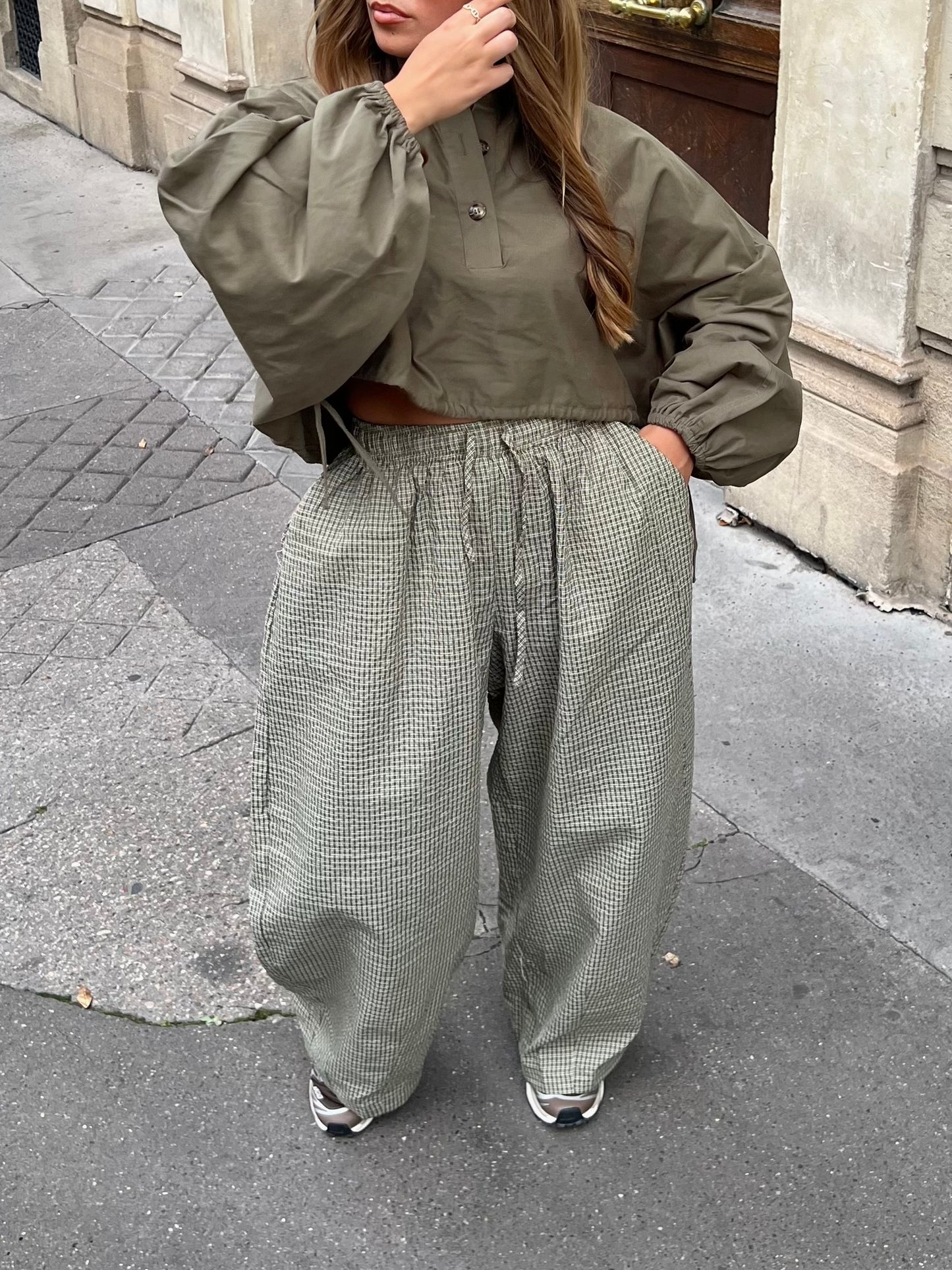 Pantalon à carreaux kaki