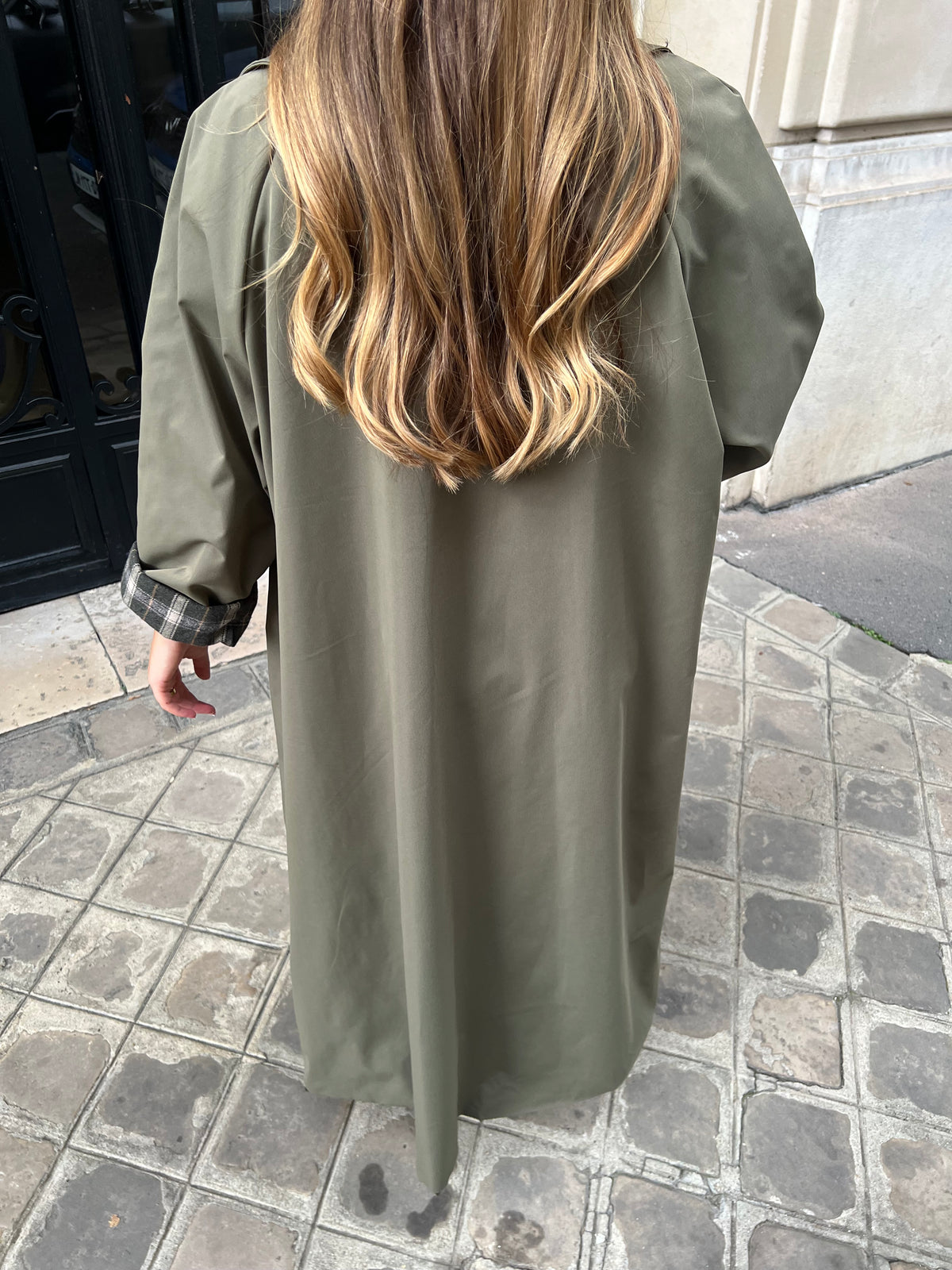Trench long kaki